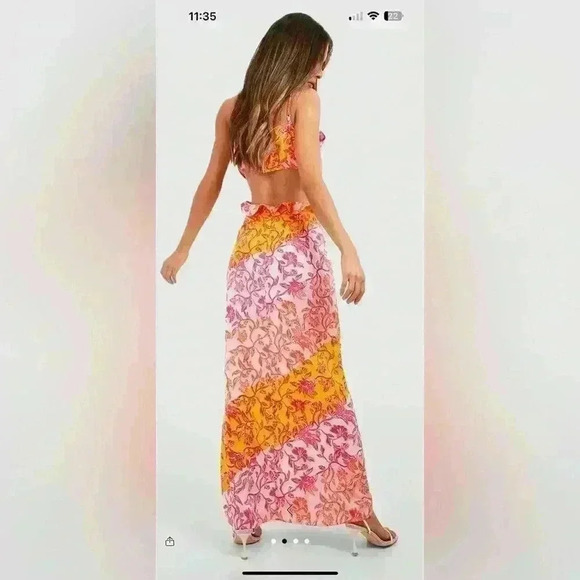 NWT BOOHOO PORCELAIN STRAPPY FRILL DETAIL MAXI DRESS - Picture 2 of 3